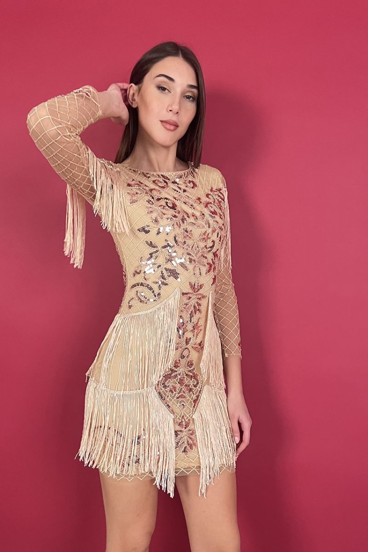 vestido de gracia con lentejuelas y franjas de gracia con lentejuelas y franjas de gracia con lentejuelas y franjas