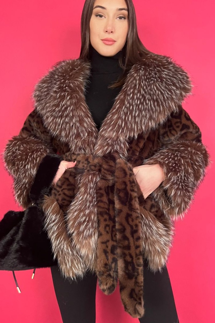 Ecopelliccia Cloe fantasia animalier  Ecopelliccia Cloe fantasia animalier  Ecopelliccia Cloe fantasia animalier