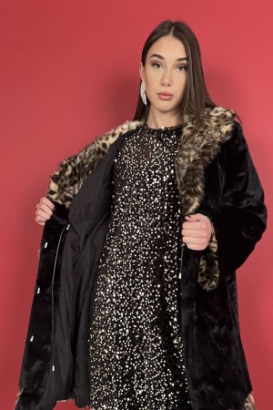 ecopelliccia vieste con profili animalier  ecopelliccia vieste con profili animalier  ecopelliccia vieste con profili animalier