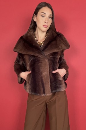 ecopelliccia egitto a righe doppio petto con clip  ecopelliccia egitto a righe doppio petto con clip  ecopelliccia egitto a r...