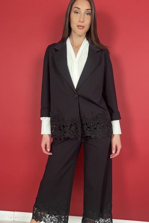 koordinierte Sofia-Jacke und Hosen mit spitzenjokositionsabinierter Sofia-Jacke und Hosen mit spitzen-koordinierter Sofia-Jacke 