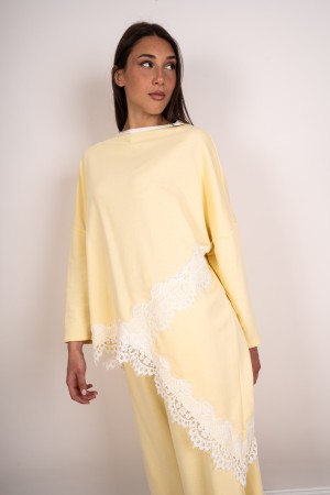 koordinierte BRENDA Asymmetrische Mesh mit Spitze und Hosen mit Spitze am koordinierten Hintergrund Brenda Asymmetrische Mesh mi