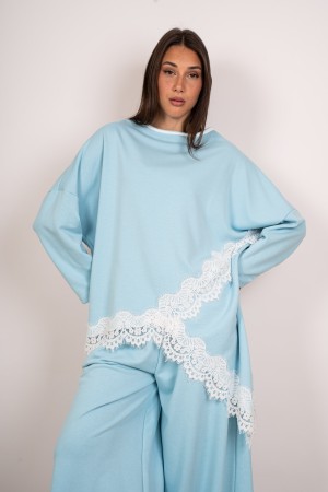 coordinated Brenda Asymmetrical mesh with lace and pants with lace at the coordinated background Brenda asymmetric mesh with lac