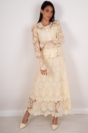 chemise d'été coordonnée et jupe en dentelle avec inserts strass et chemise d'été de perles coordonnées et jupe en dentelle avec