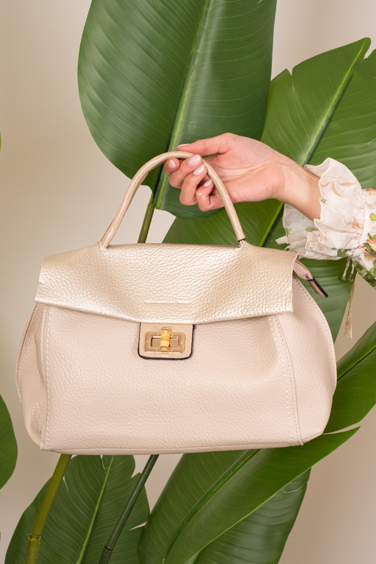 Bolso hecho a mano con la bolsa de la mano de la correa de hombro con el bolso de hombro hecho a mano con la correa del hombro