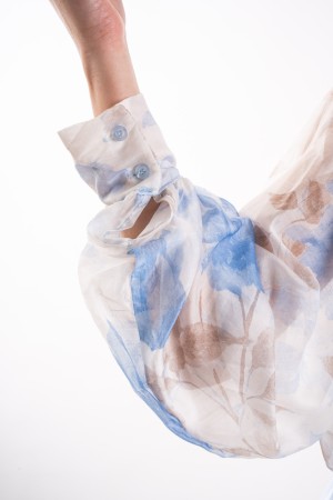 blusa silvia con fiocco fantasia blusa silvia con fiocco fantasia blusa silvia con fiocco fantasia