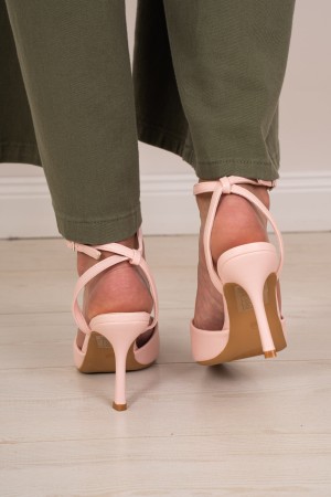 My décolleté with heel and strap of my décolleté with heel and strap of my décolleté with heel and strap