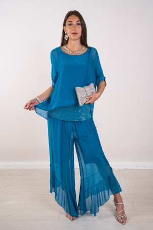 coordinated Hawaii Blouse with sequins and trousers with coordinated Hawaii Blusa ruffle with sequins and trousers with ruffles 