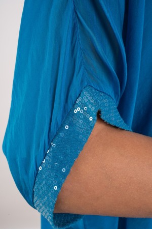 coordinated Hawaii Blouse with sequins and trousers with ruffles 