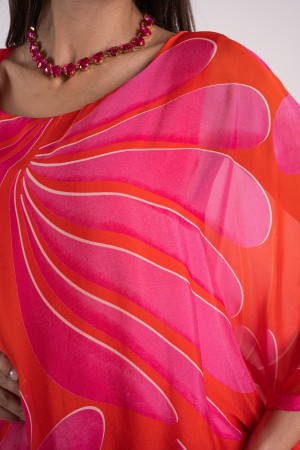 wendy Kleid in Seiden-Fantasiekleid Wendy Kleid in Seide Seide Fantasiekleid Wendy Caftan in Seidenphantasie