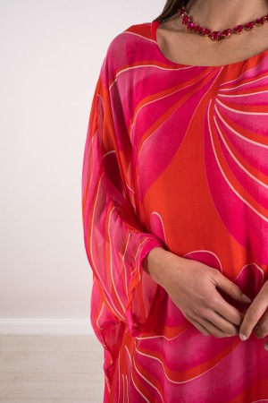 wendy Kleid in Seiden-Fantasiekleid Wendy Kleid in Seide Seide Fantasiekleid Wendy Caftan in Seidenphantasie