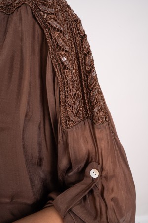 daniela coordonnée en soie blus avec broderie et paillettes et pantalons 