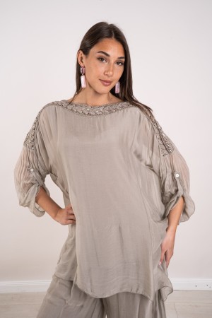 daniela coordinated in Silk Blus with embroidery and sequins and daniela coordinated trousers in silk blus with embroidery and s