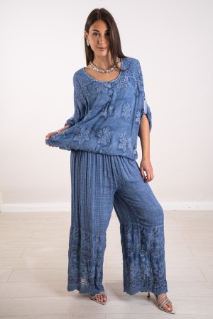 coordinated Debora in silk blouse and trousers with embroidery 