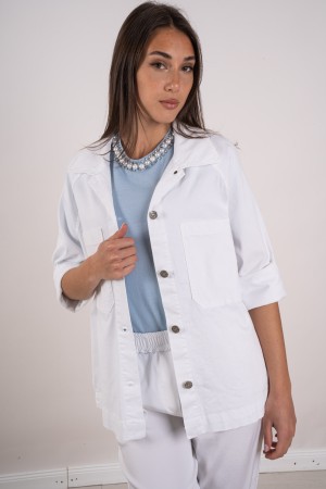 ines Inés en la chaqueta de mezclilla en la chaqueta de mezclilla ines en denim