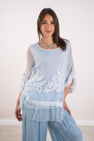 coordinated stefy in silk blouse and trousers with embroidery and sequins 