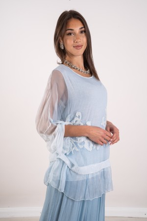 coordinated stefy in silk blouse and trousers with embroidery and sequins 