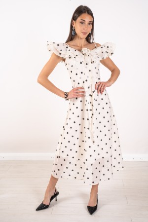 vestido de lunares de madrid con flor de lunares con flores vestido de madrid con flor