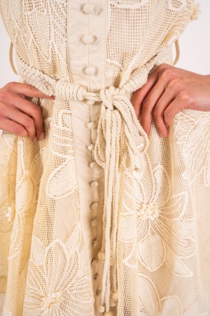 wien Kleid in Spitze mit Perlenkragen und Strass Wien Kleid in Spitze mit Kragen in Perlen und Strasskleid Wien in ...