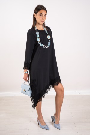 diana-Kleid mit Spitzenprofilen und Gap-Diana-Kleid mit Spitzenprofilen und Diana-Kleid-Zusammenbruch mit Spitzen- und Schlitzpr