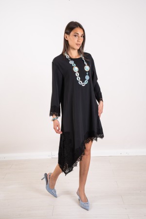 diana-Kleid mit Spitzenprofilen und Gap-Diana-Kleid mit Spitzenprofilen und Diana-Kleid-Zusammenbruch mit Spitzen- und Schlitzpr