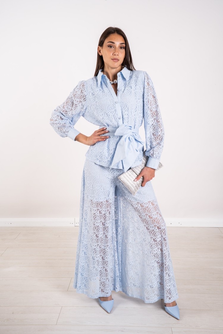 koordiniertes Sidney-Shirt und Spitzenhose mit Sidney-koordinierten Perlen-Hemd und Spitzenhose mit Pearl-Koordinat ...