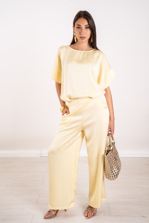 coordinato sole blusa e pantalone effetto raso  coordinato sole blusa e pantalone effetto raso  coordinato sole blusa e panta...