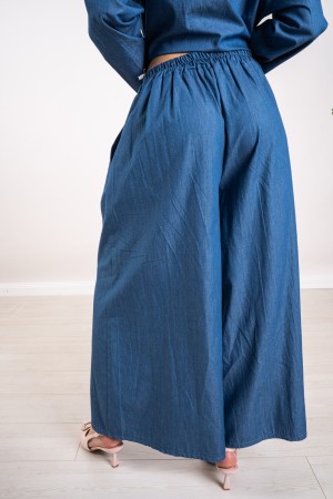 gardenia trousers in denim Gardenia trousers in denim Gardenia trousers in denim