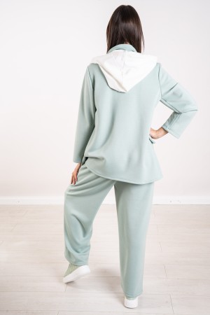 coordinato mirella giacca e pantalone con cappuccio  coordinato mirella giacca e pantalone con cappuccio  coordinato mirella ...