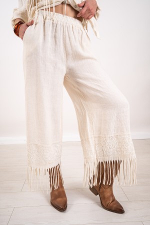 belle chemise coordonnée et pantalon de lin avec broderie et franges 