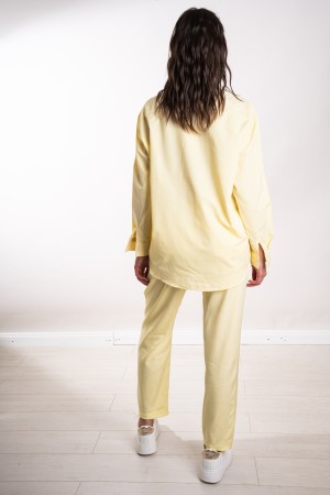 camisa a rayas de verano con camisa de perla Rigata con camisa de perlas Rigata de verano con perlas