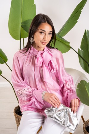 carolina blouse with bow and lace Carolina blouse with bow and lace Carolina blouse with bow and lace