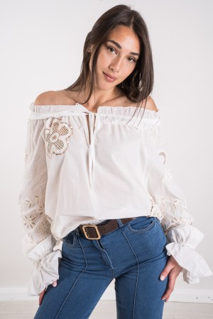 blusa londra con ricami e paillettes  blusa londra con ricami e paillettes  blusa londra con ricami e paillettes