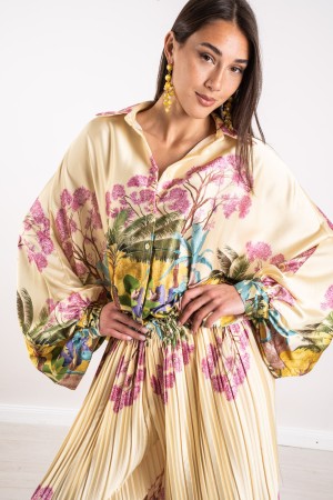 chemise de la jungle sur la chemise de jungle fantastique sur la chemise de jungle fantastique sur la fantaisie