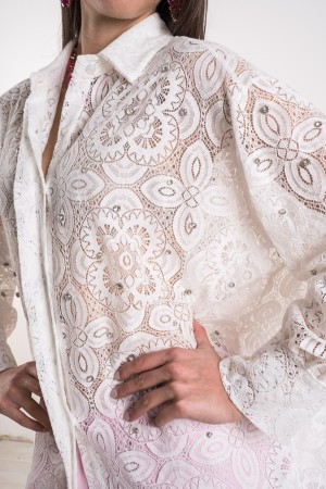 camisa Soraya en Cordillo con Rhinestone Soraya Shirt en Cordillo Con Rhinestone Soraya Shirt En Cordillo Con Rhinestones