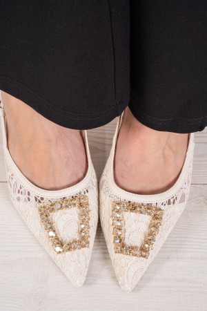 Décolleté Susanna en dentelle avec boucle décolleté Susanna en dentelle avec boucle décolleté Susanna en dentelle avec boucle