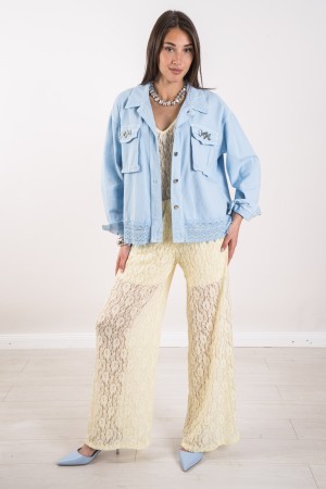 veste Sky dans la veste de ciel en denim dans Denim Sky Jacket en denim