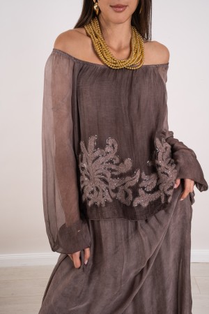 abito lungo monica in seta con ricami e paillettes  abito lungo monica in seta con ricami e paillettes  abito lungo monica in...