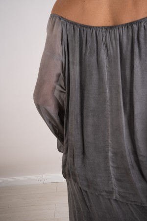 robe de soie Monica avec broderie et paillettes Silk Monica Robe avec broderie et paillettes Robe de Silk Monica avec broderie e