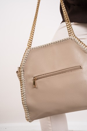 Elia-Tasche mit Kettengriff Elia-Tasche mit Kettengriff Elia-Tasche mit Kettengriff