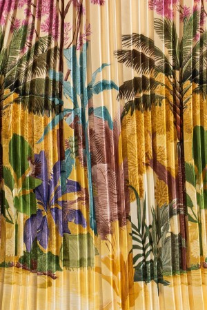 pantalone jungle plissettato fantasia  pantalone jungle plissettato fantasia  pantalone jungle plissettato fantasia