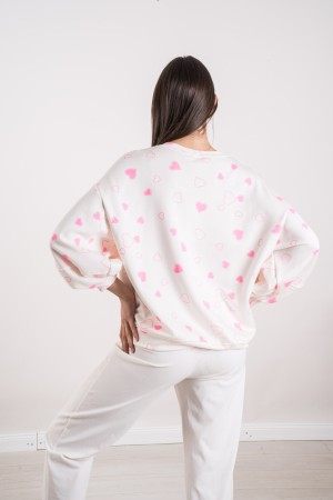 camisa del corazón en el corazón de punto en traje corazón corazón en traje