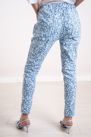 savannah Pantalon animalier avec Pailletto Pleurs Savannah Pantalon animalier avec Pailletto Pleurs Savannah Pantalon.