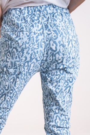 pantalone savana animalier con strappi paillettati  pantalone savana animalier con strappi paillettati  pantalone savana anim...