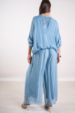 coordinato positano blusa e pantalone con ricami in seta coordinato positano blusa e pantalone con ricami in seta coordinato ...