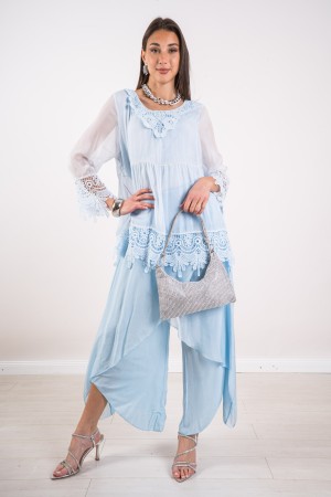coordinated precious blouse and trousers with coordinated embroidery Precious blouse and trousers with coordinated embroidery pr
