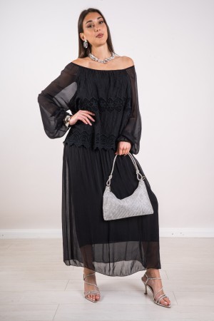 genfer Kleid mit Seidenstickerei Genferkleid mit Seidenstickerei Genfer Kleid mit Seidenstickerei