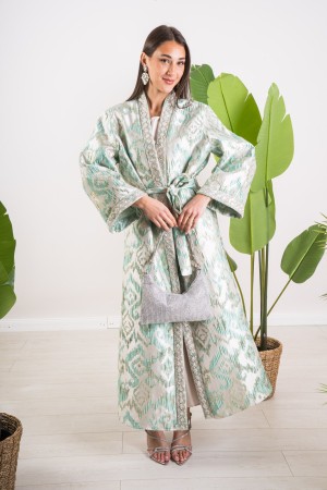 koordinierte Set Spolverino und Lenuka-Kleid mit Perlen verzickter Set Spolverino und Lenuka Kleid mit Perlen bestickt ...