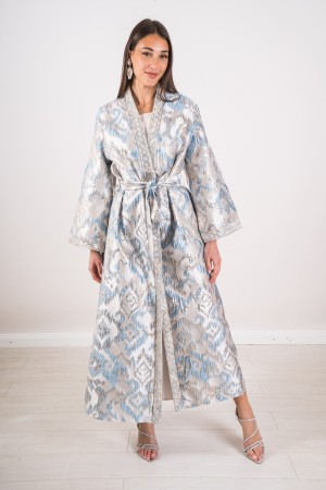 koordinierte Set Spolverino und Lenuka-Kleid mit Perlen verzickter Set Spolverino und Lenuka Kleid mit Perlen bestickt ...
