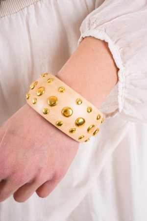 kenya wooden bracelet with studs Kenya bracelet in wood with studs Kenya bracelet in wood with studs
